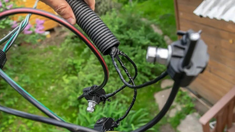 Cara melindungi kabel dan wayar dari UV